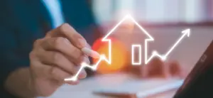 Warning signs in real estate marketing agencies including fake guarantees poor lead quality and unclear contracts